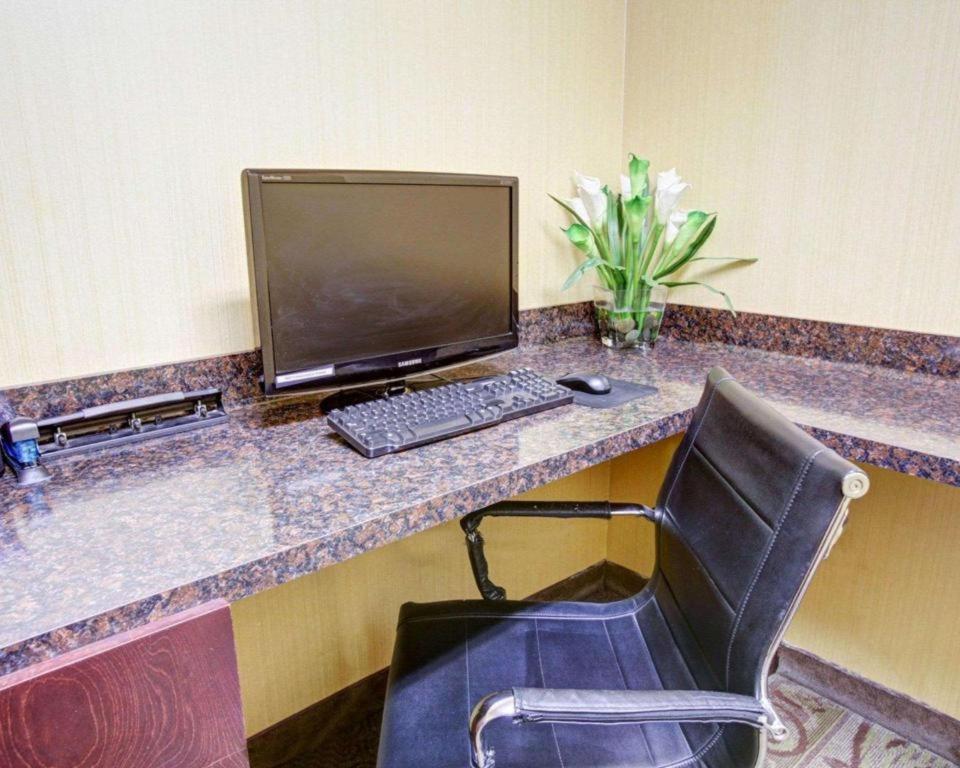 Comfort Inn & Suites Navasota Екстер'єр фото