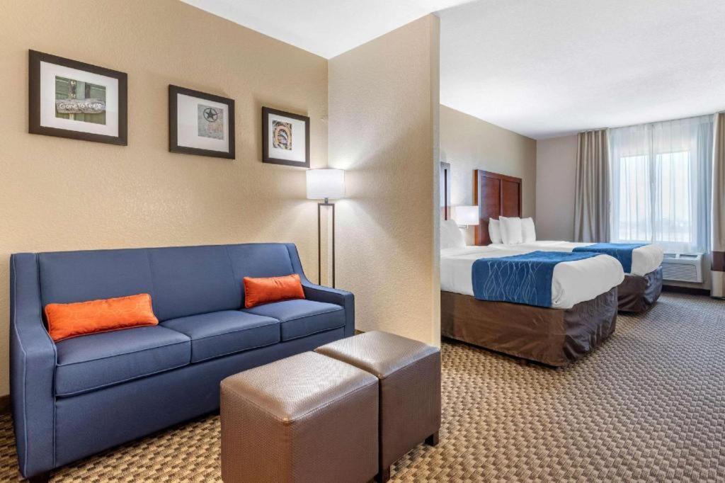 Comfort Inn & Suites Navasota Екстер'єр фото