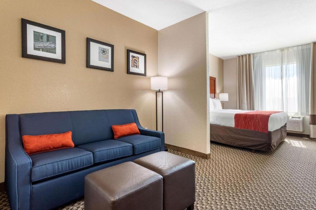 Comfort Inn & Suites Navasota Екстер'єр фото