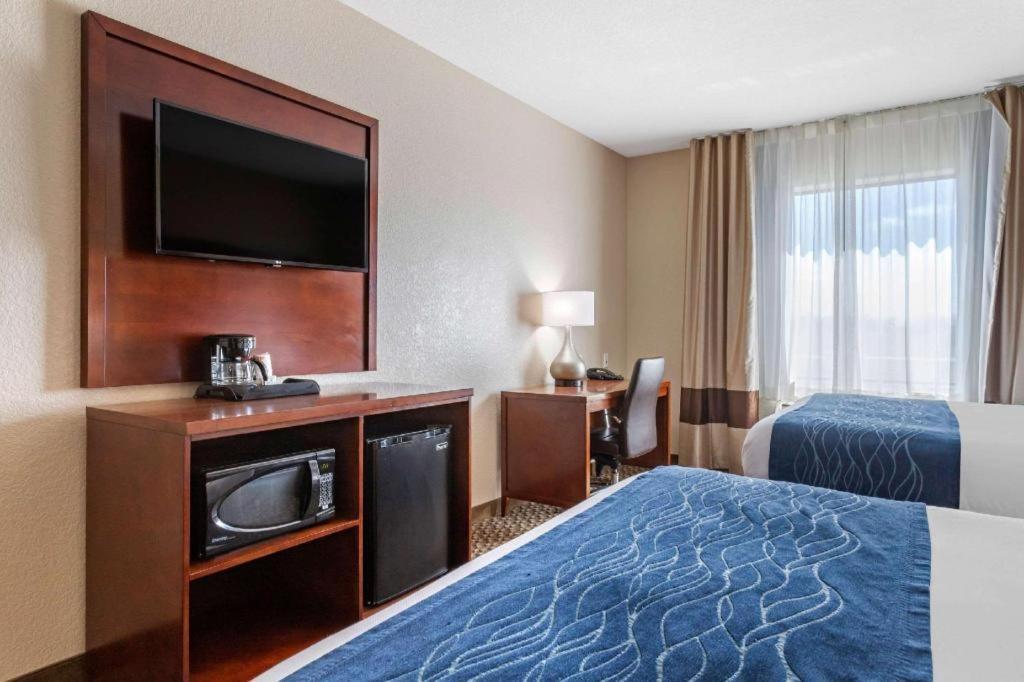 Comfort Inn & Suites Navasota Екстер'єр фото